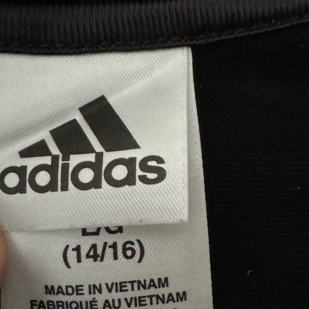 New Adidas Jacket - Picture 7 of 7